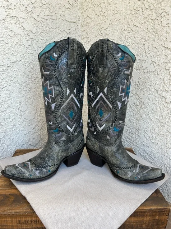 Corral Aztec Leather Cowboy Boots 8.5 - Picture 5 of 17